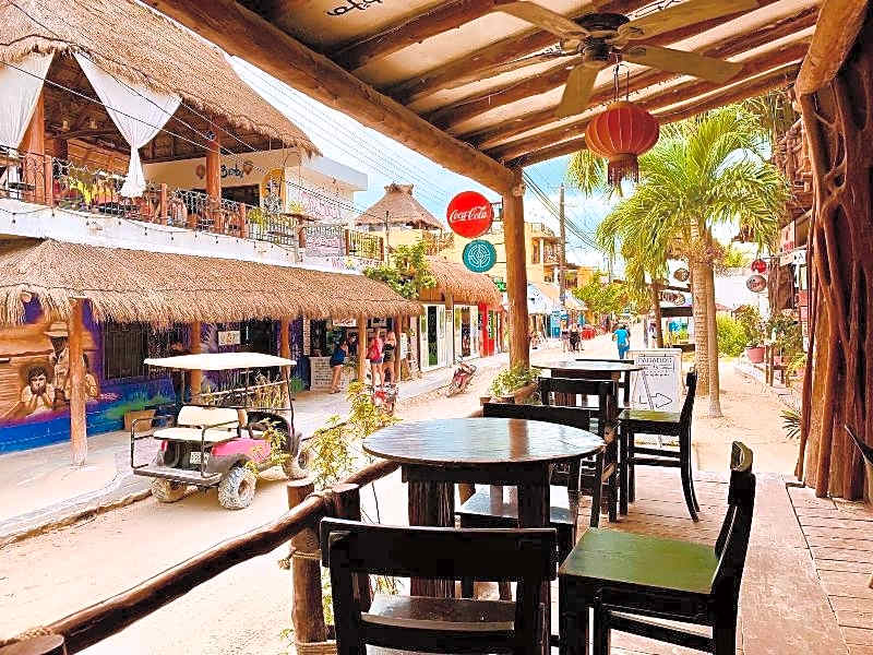 Mayab Holbox - Beach Zone