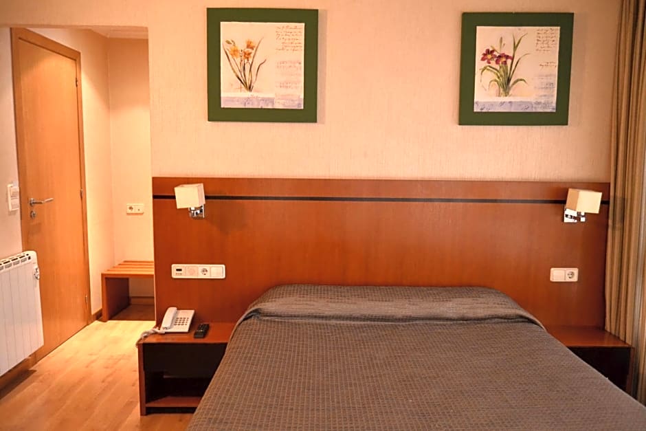 Hotel HHB Pontevedra Confort
