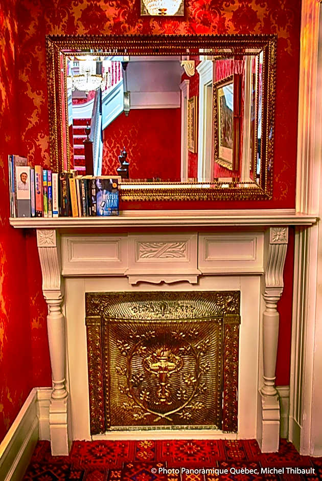 Le Chateau de Pierre - Par Aneyro