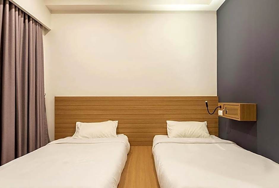 Kata Beach Poshtel Phuket