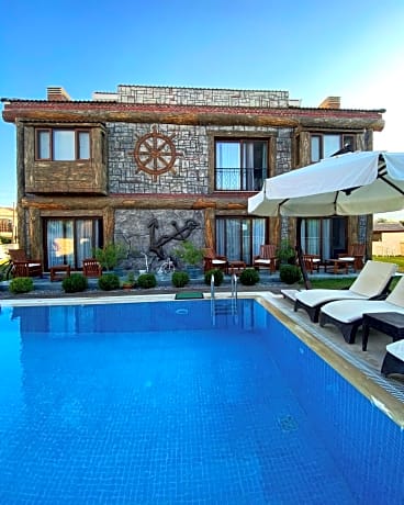 Pupa Alaçatı Butik Otel