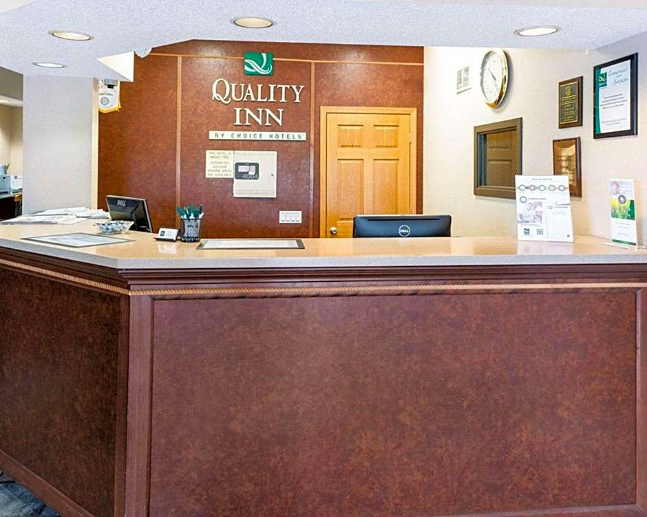Quality Inn Lakeville North