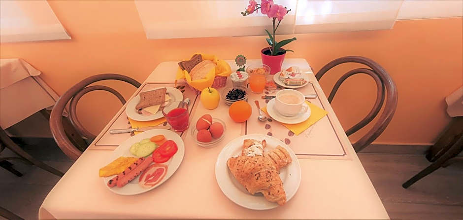 Hotel Alessi** Rimini