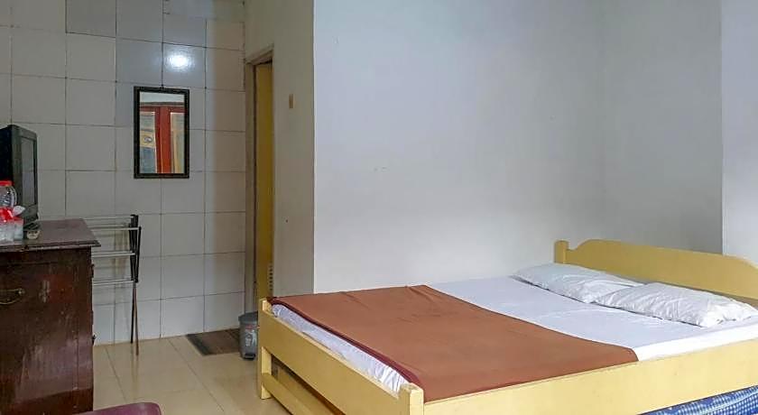 Hotel Jaya Kusuma near Candi Prambanan