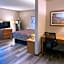 Super 8 by Wyndham Green Bay Near Stadium