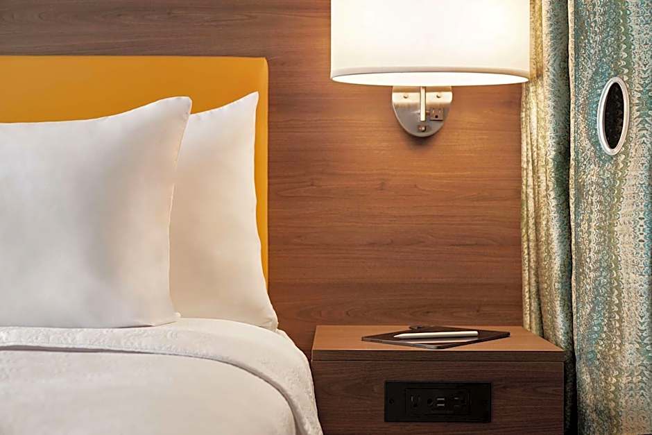 Home2 Suites by Hilton Harrisburg North