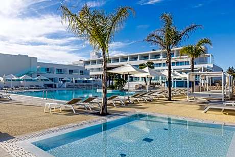 Wyndham Grand Carvoeiro Algarve