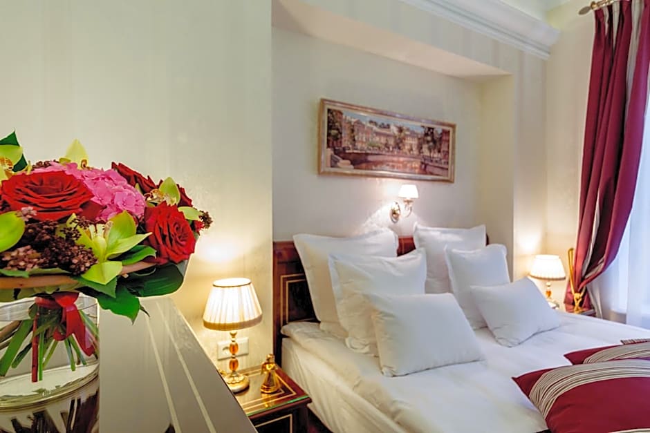 Golden Triangle Boutique Hotel