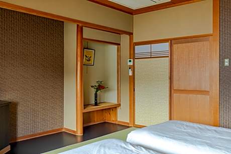 Twin Room with Shared Bathroom