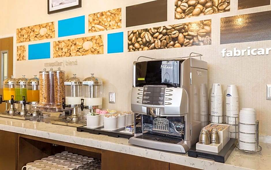 Hampton Inn by Hilton Tijuana