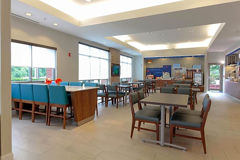 Holiday Inn Express Leland - Wilmington Area By IHG