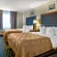 Spark by Hilton Lakewood Denver Southwest
