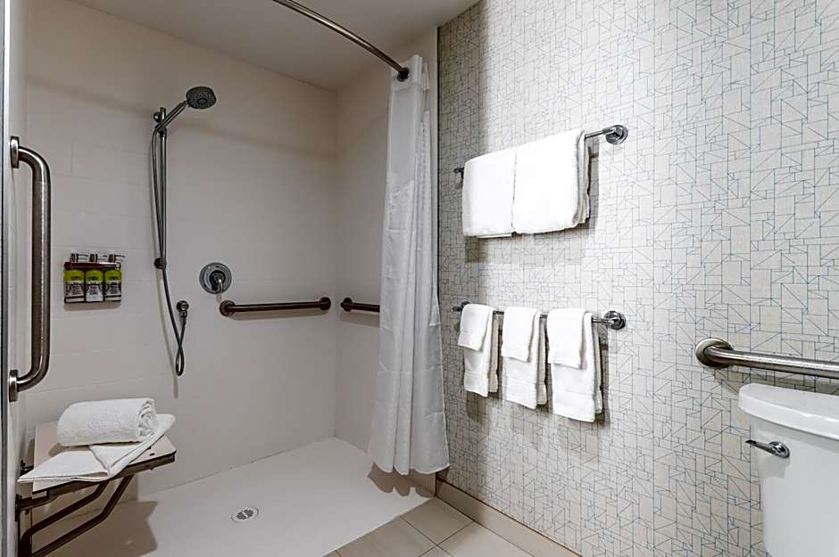 Holiday Inn Express & Suites - Chilliwack East By IHG