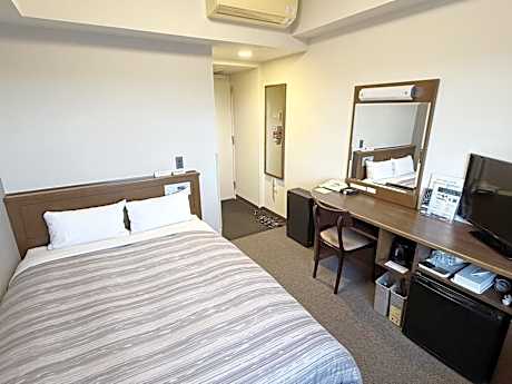 Double Room with Small Double Bed - Non-Smoking