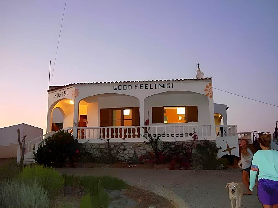 Good Feeling Hostel & Guest House