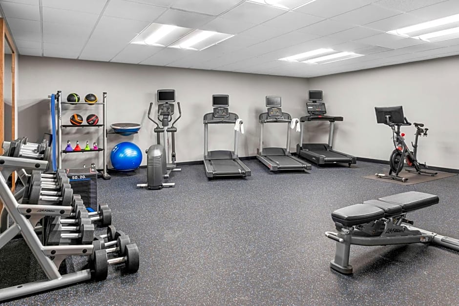 Hampton Inn By Hilton Grand Rapids-North