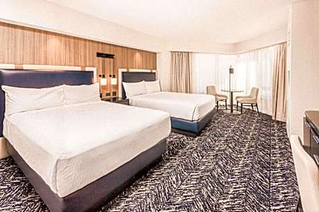 Remus Premium 2 Queens (Newly Renovated)