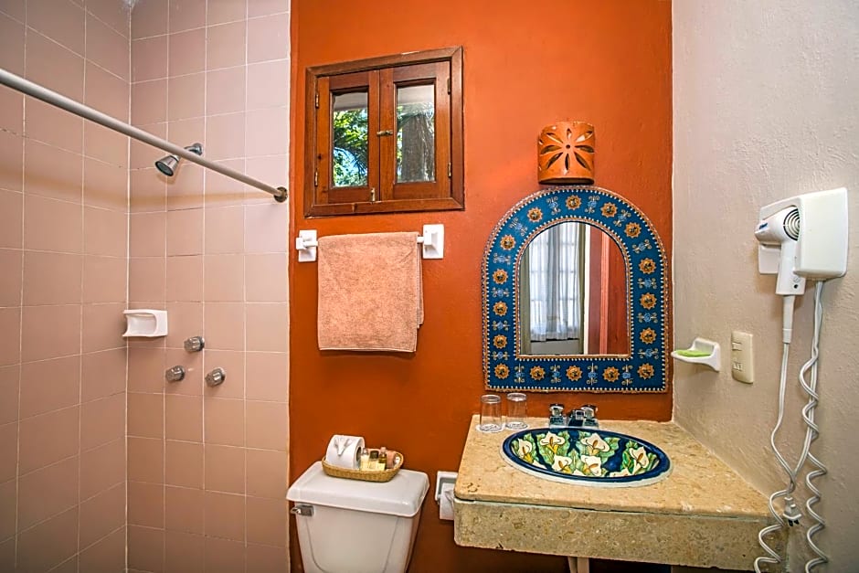 Hacienda San Miguel Hotel & Suites