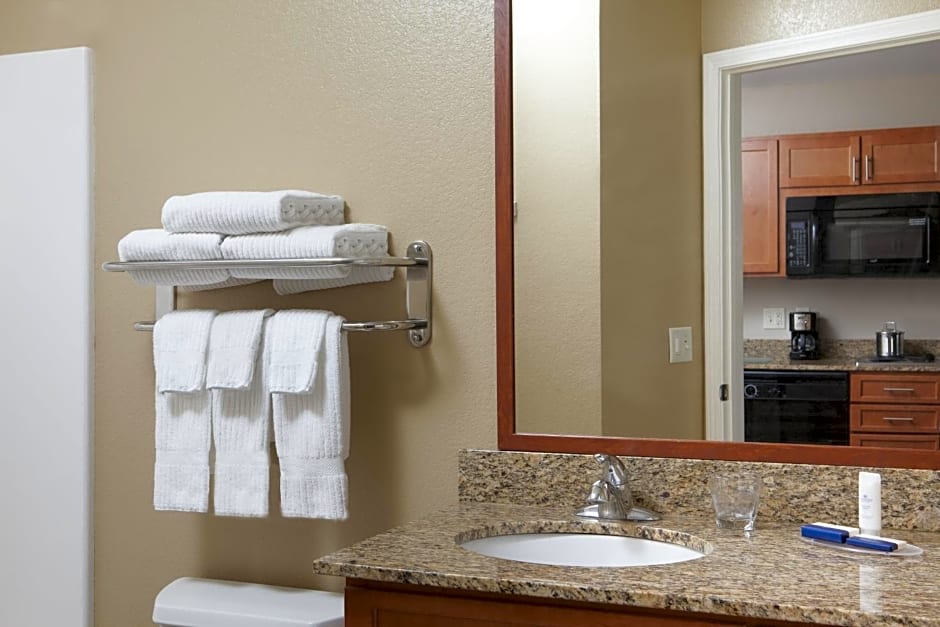 Candlewood Suites La Crosse, an IHG Hotel