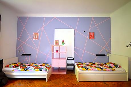 Standard Quadruple Room with Shared Bathroom