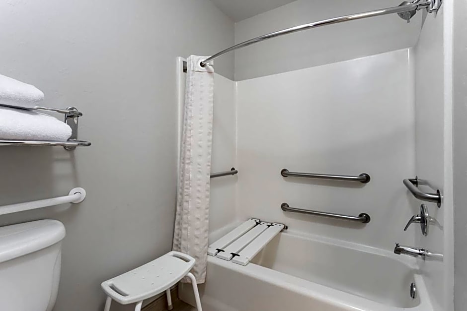 Hawthorn Extended Stay by Wyndham Naples