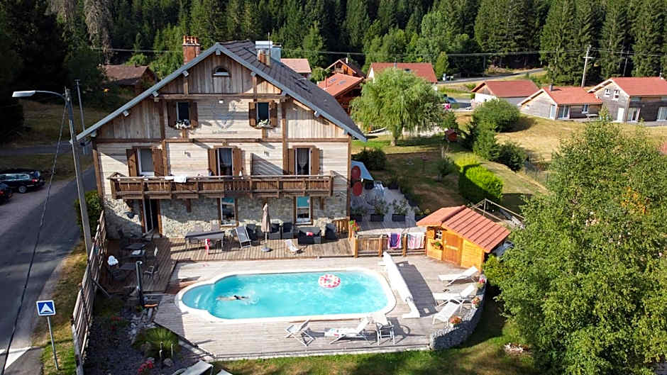 Maison La Devinière - sauna et spa compris accessibles toute l'année