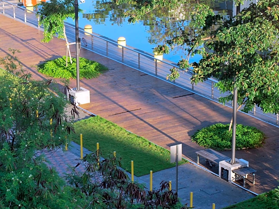Oceania Hotel