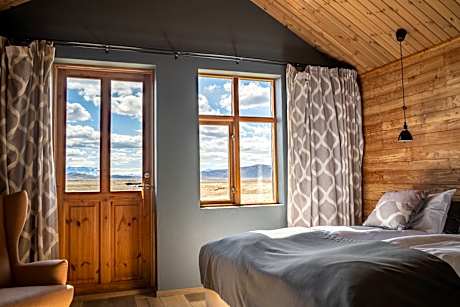 Double or Twin Room with Private Bathroom
