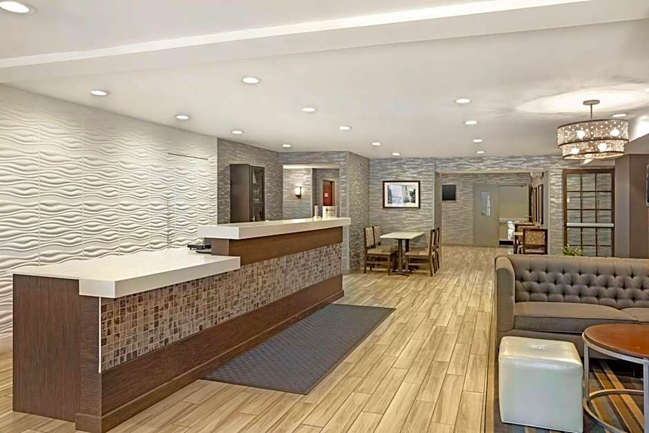 Best Western Plus Fairfield Hotel