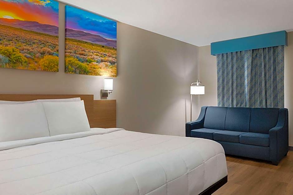 Days Inn by Wyndham Covington