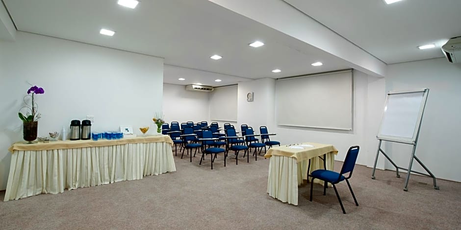 Hotel Sequoia Alphaville