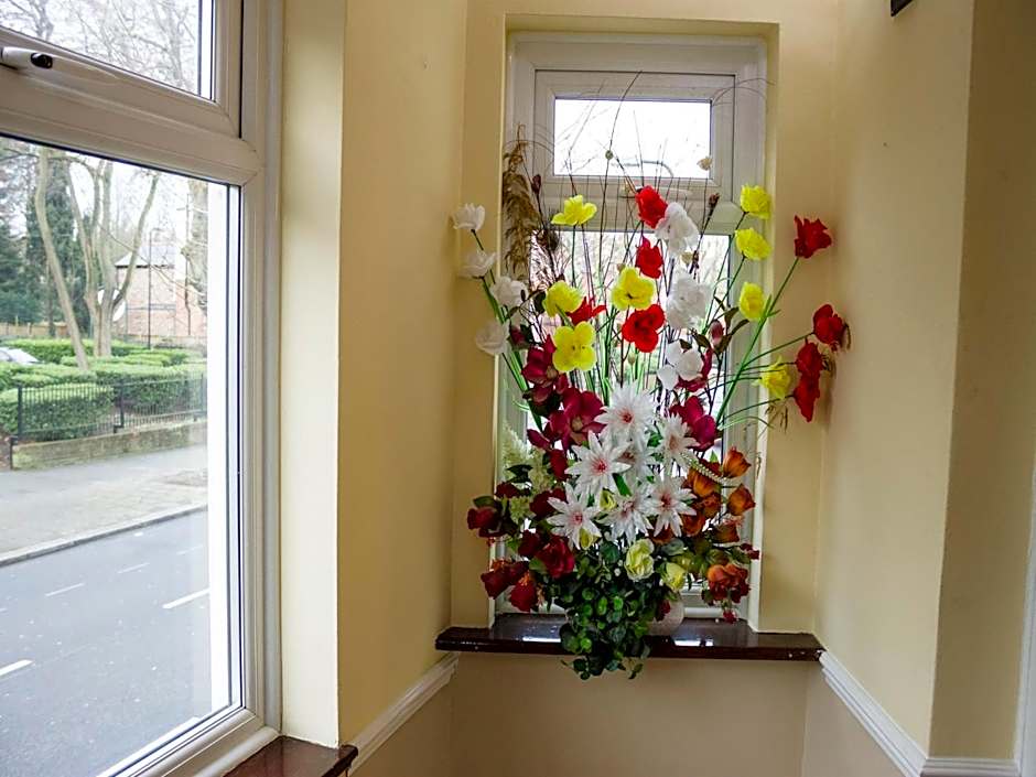 Cricklewood Lodge Hotel