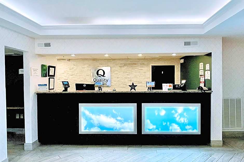 Quality Inn & Suites Clemmons I-40