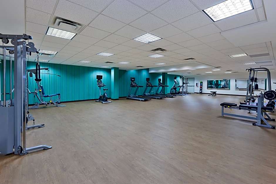 Holiday Inn Express Winnipeg Airport - Polo Park By IHG