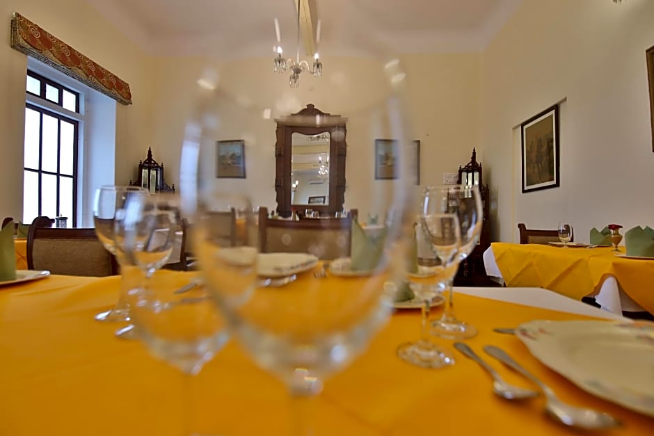 Roop Niwas Kothi Hotel