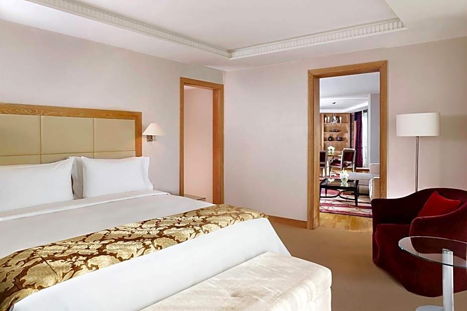 The Park Tower Knightsbridge, a Luxury Collection Hotel, London