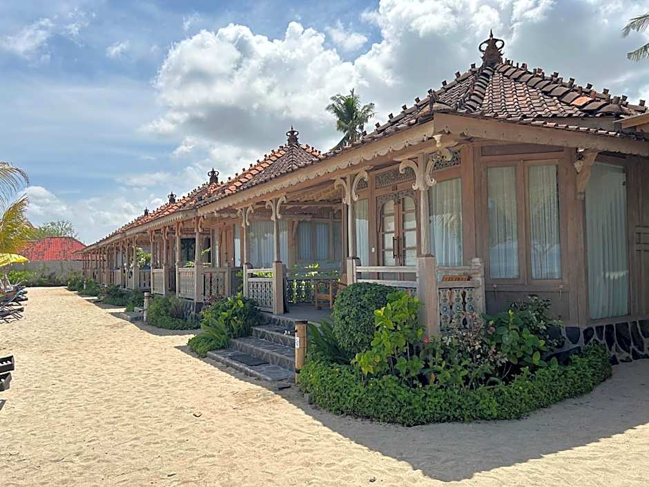 Blue Harbor Beachfront Villas & Resto