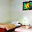 Taxa Raya Guest House