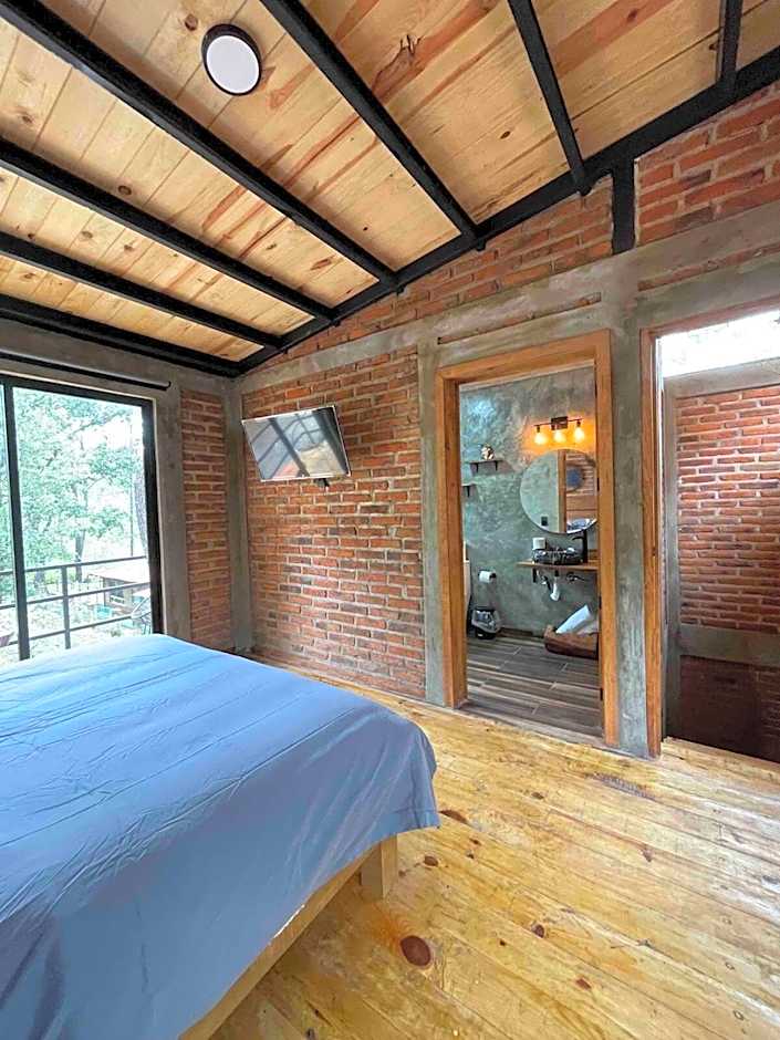 Hermosa Cabaña Inmersa en el Bosque de Tapalpa