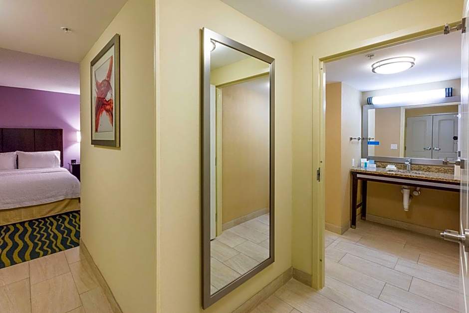 Hampton Inn By Hilton Daytona Beach/Beachfront