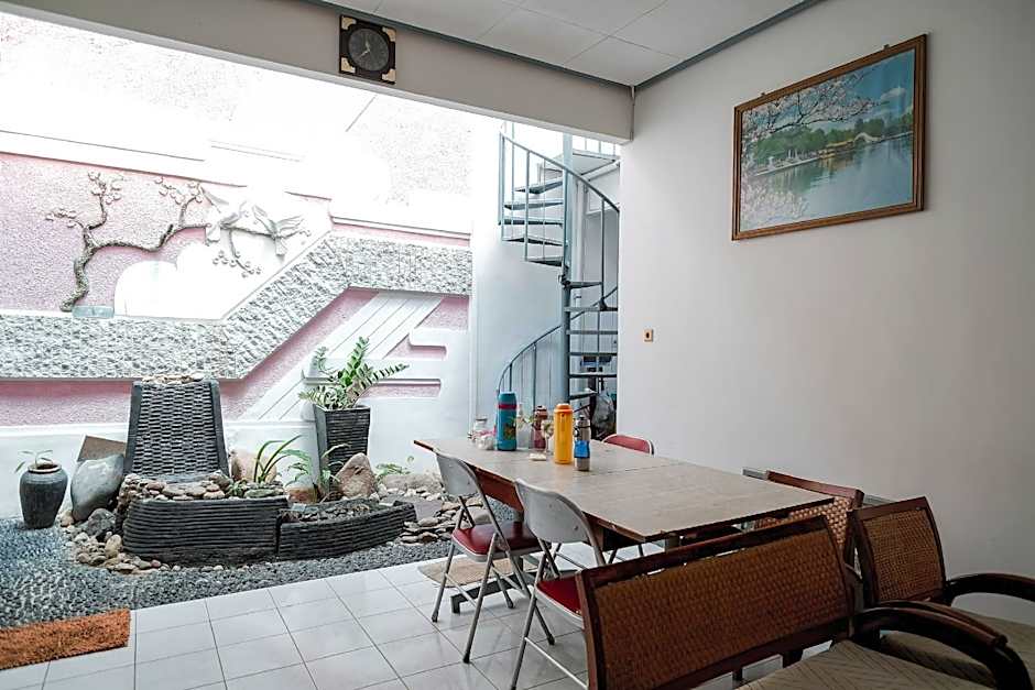 RedDoorz Syariah near Gatot Subroto Lampung 4