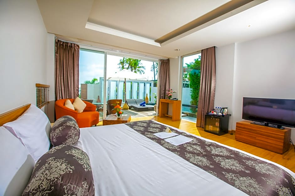 KC Beach Club & Pool Villas