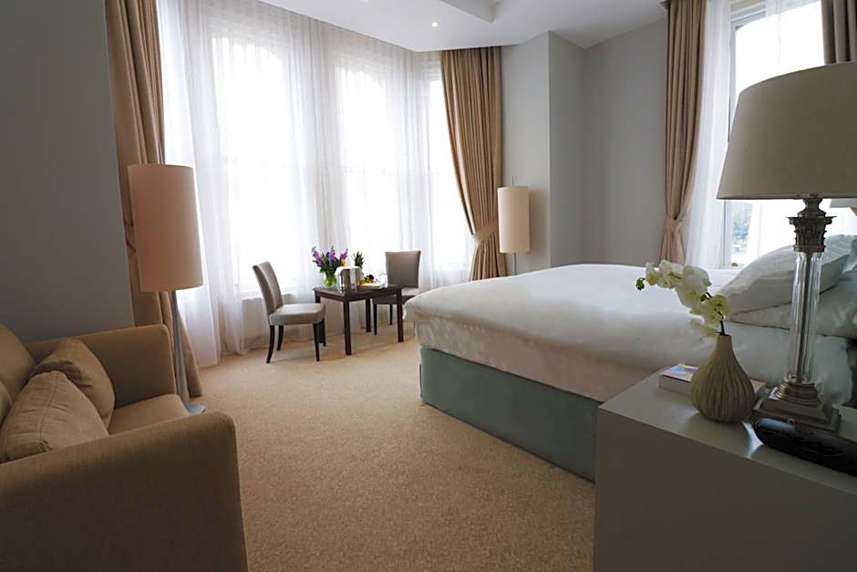 The Chatsworth Hotel