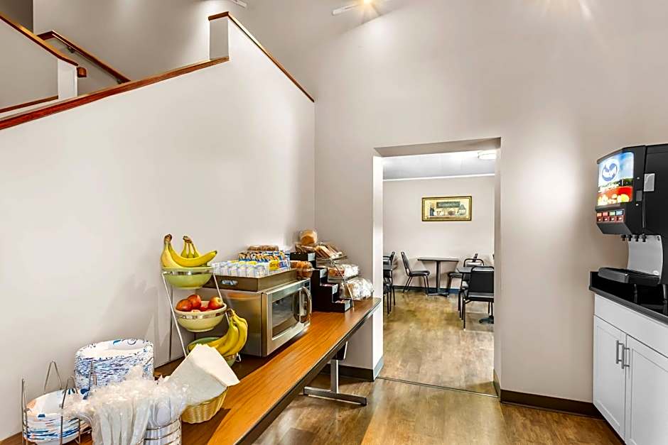Quality Inn & Suites Gorham White Mountains