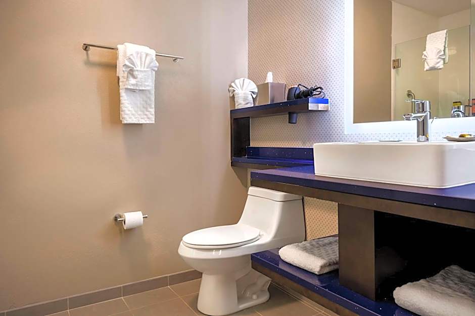 GLo Best Western Asheville-Blue Ridge Parkway