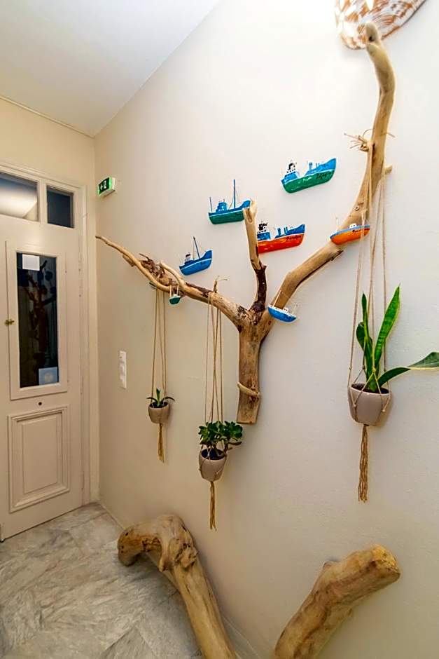 Fratelli Family Rooms