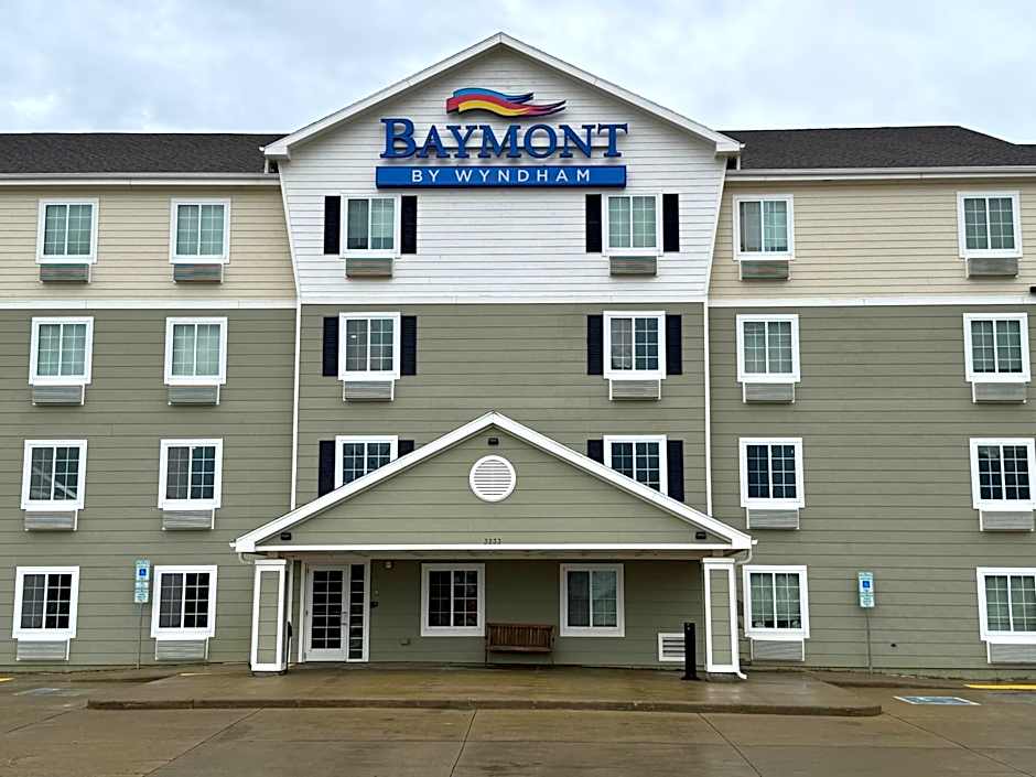 Baymont Inn & Suites By Wyndham Dickinson, ND