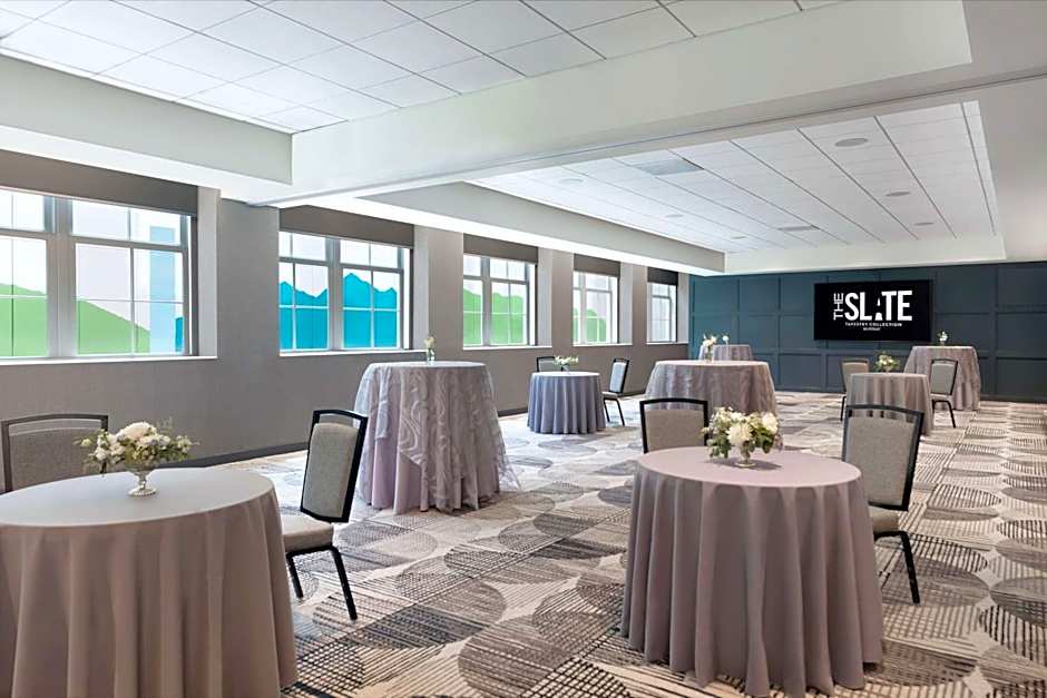 The Slate Denver, Tapestry Collection By Hilton