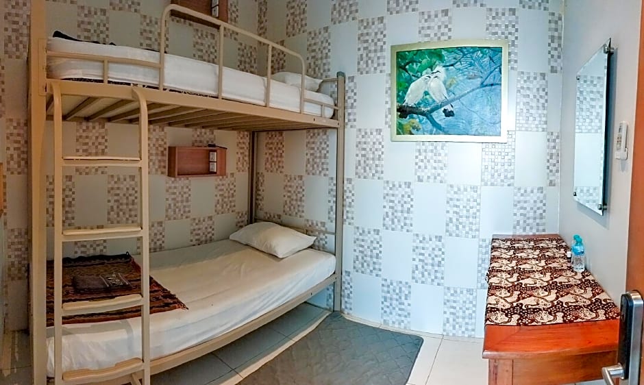 Cabin Purwokinanti Hotel
