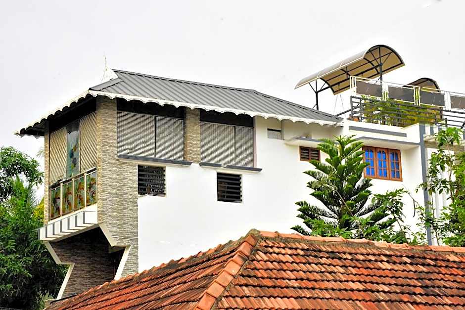 Mary Land Homestay, Near Trivandrum Airport, Beach